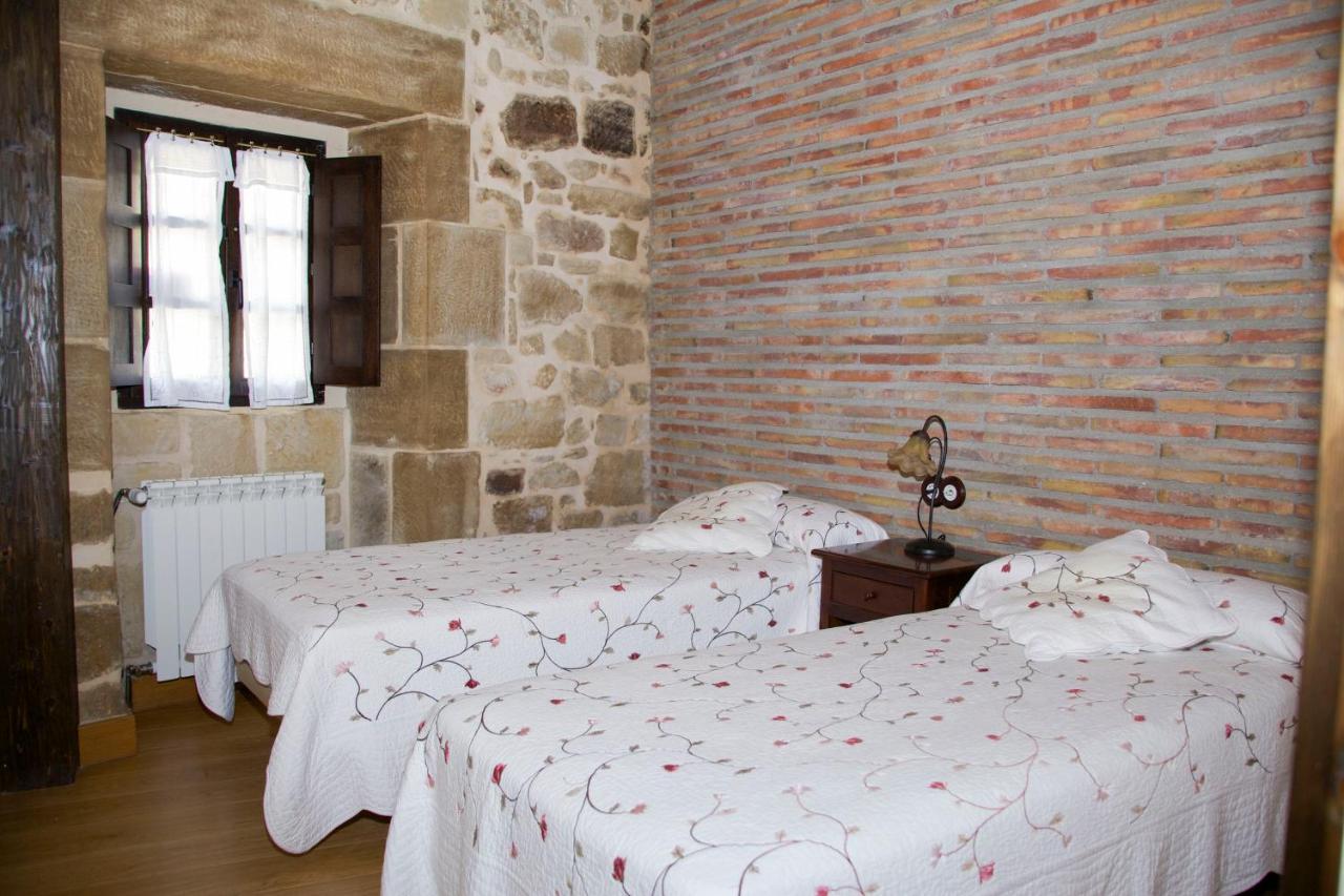 Casa Rural Larrazuria Enea 라바스티다 외부 사진